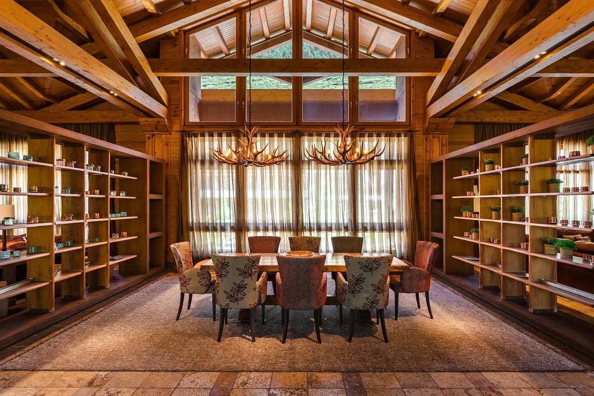 lounge-glass-bar