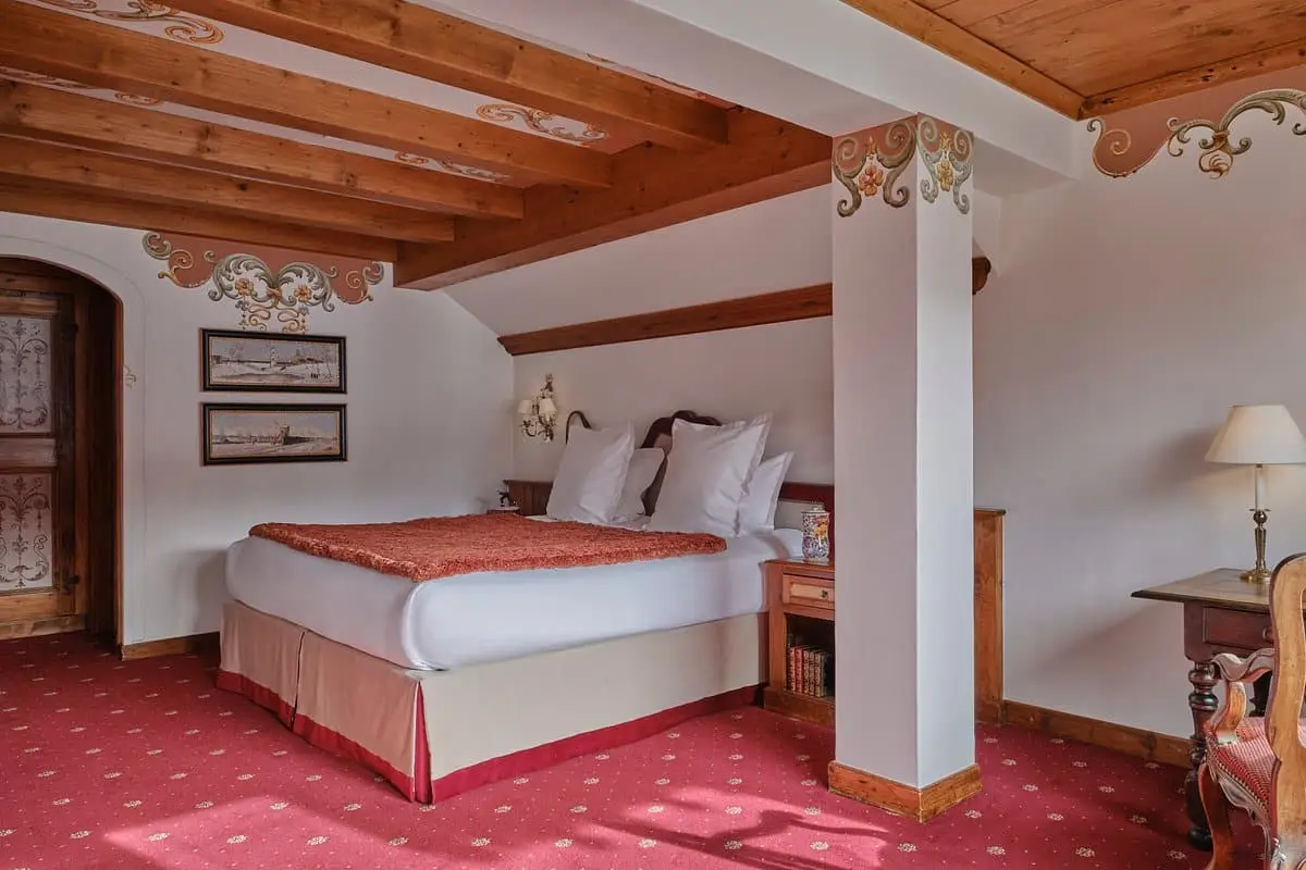 suite-a-une-chambre-chambre
