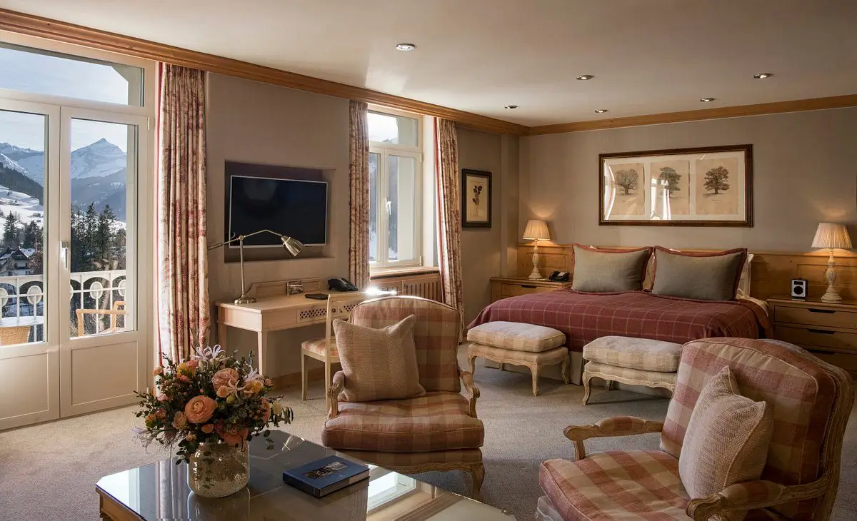 deluxe-junior-suite-mountain (3)