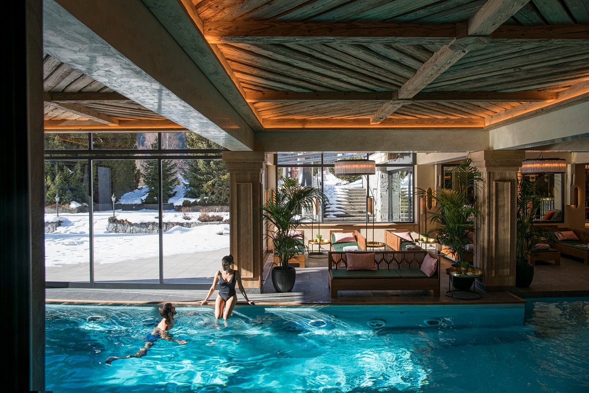 indoor-pool