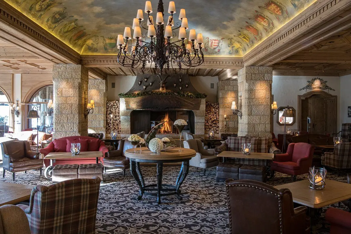 the-lobby-bar (1)