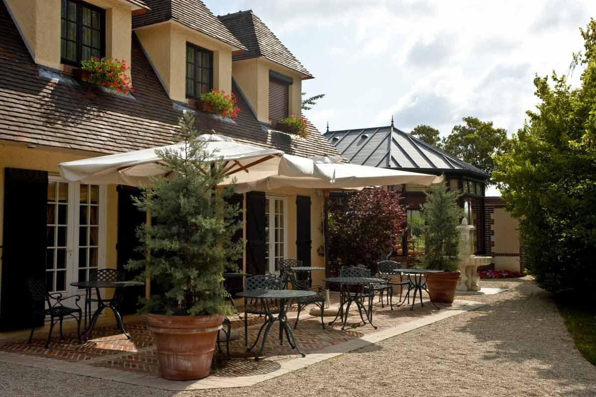 hostellerie_la_briqueterie_spa_terrasse_jardin