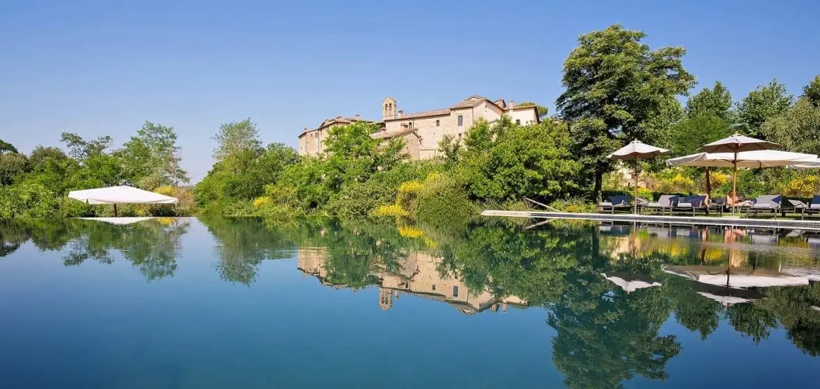 castel-monastero-s1180x560