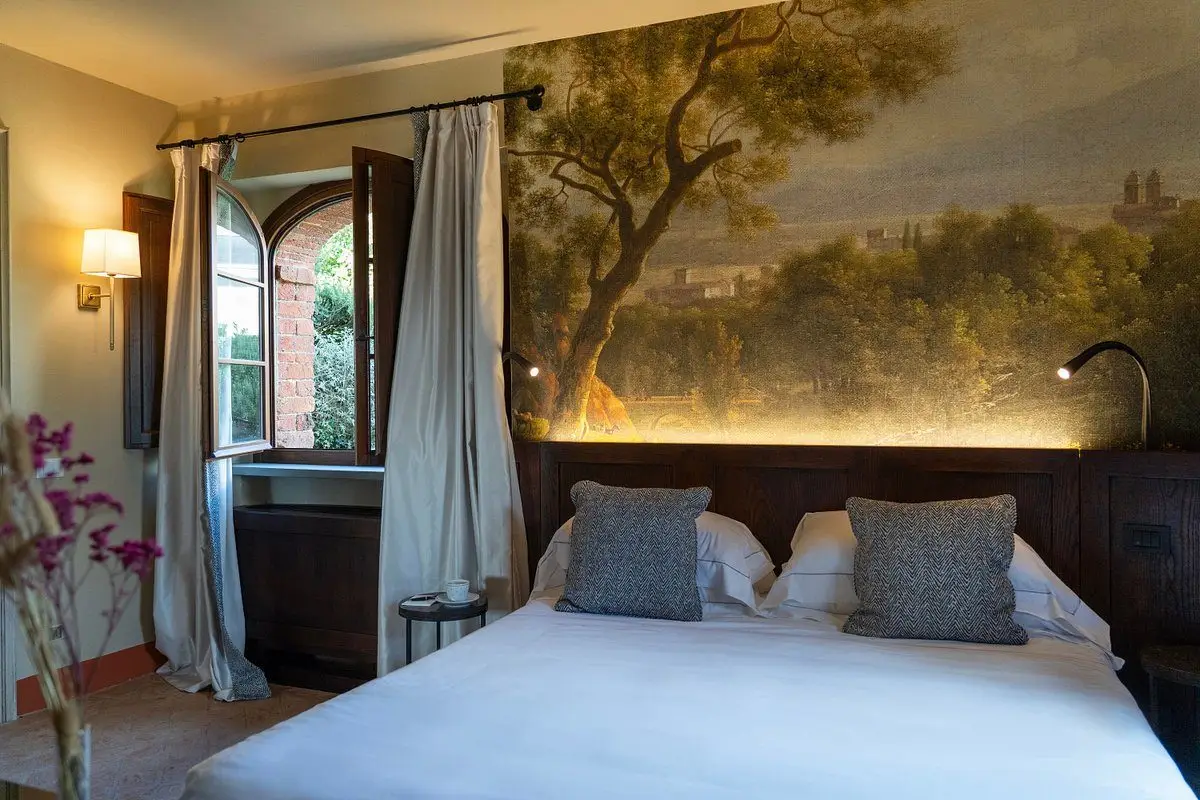 deluxe-room