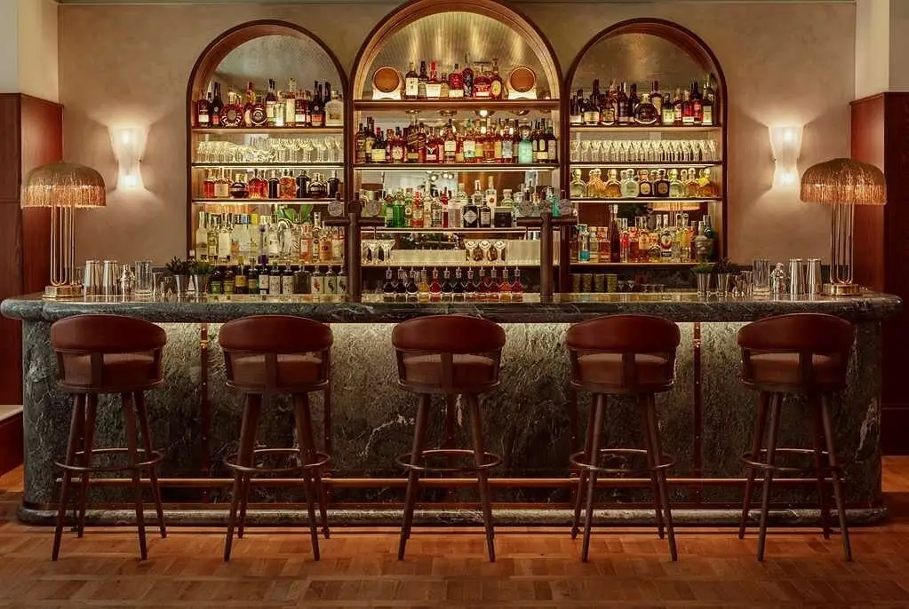 elio-bar