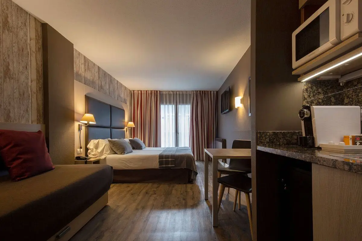 hotel-himalaia-soldeu (1)