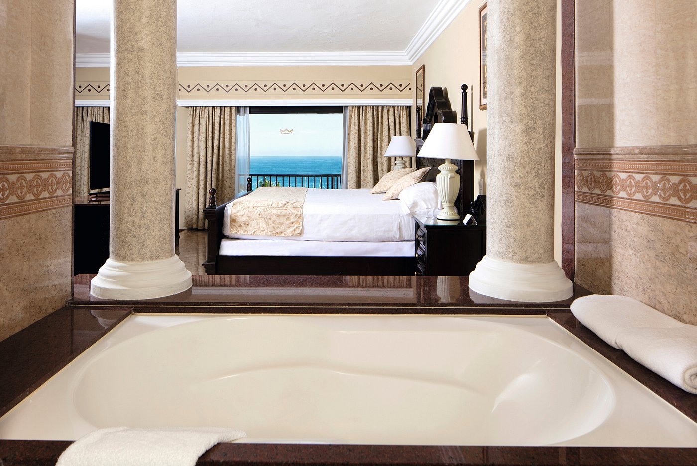 Riu 10