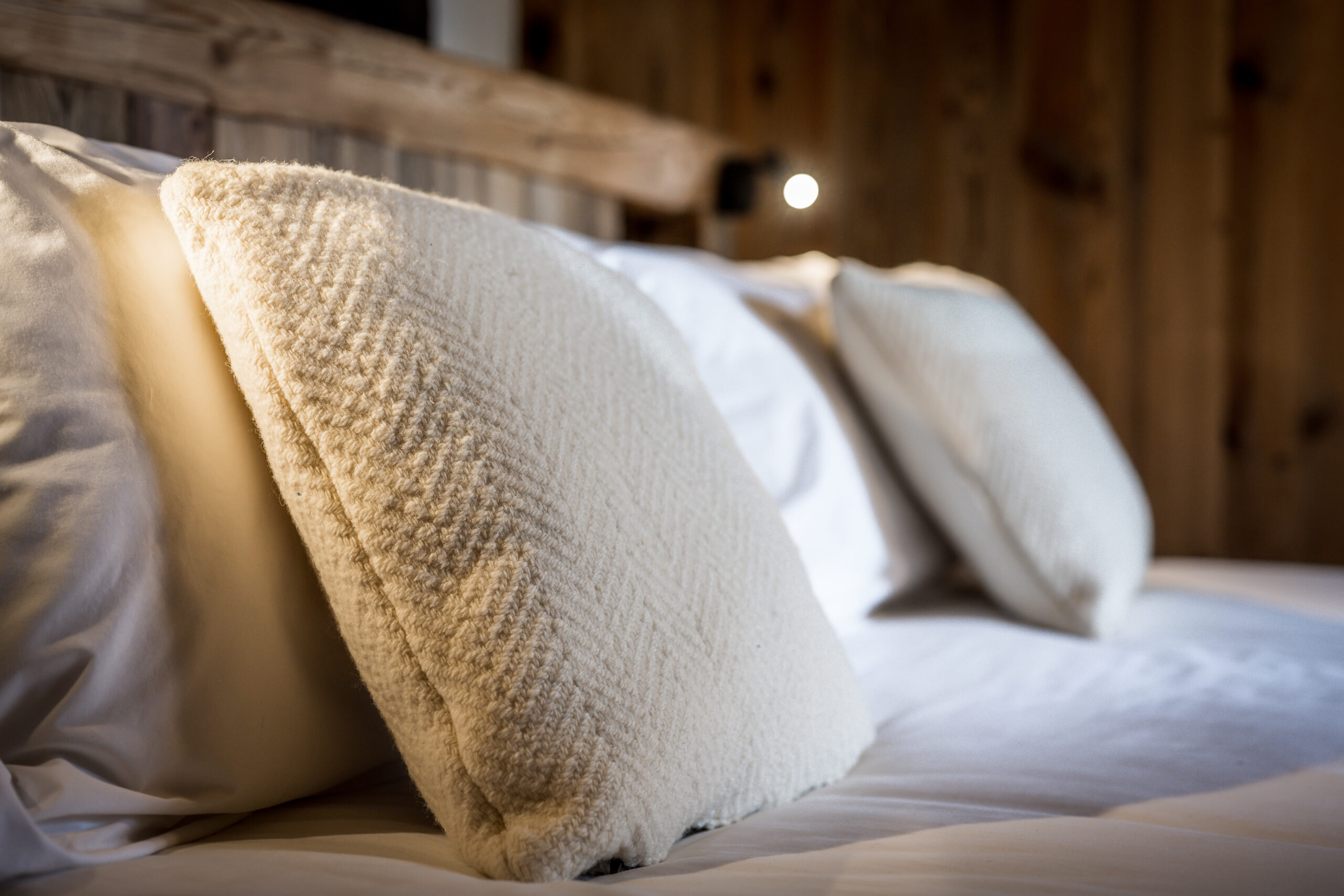 bed_1_detail_2