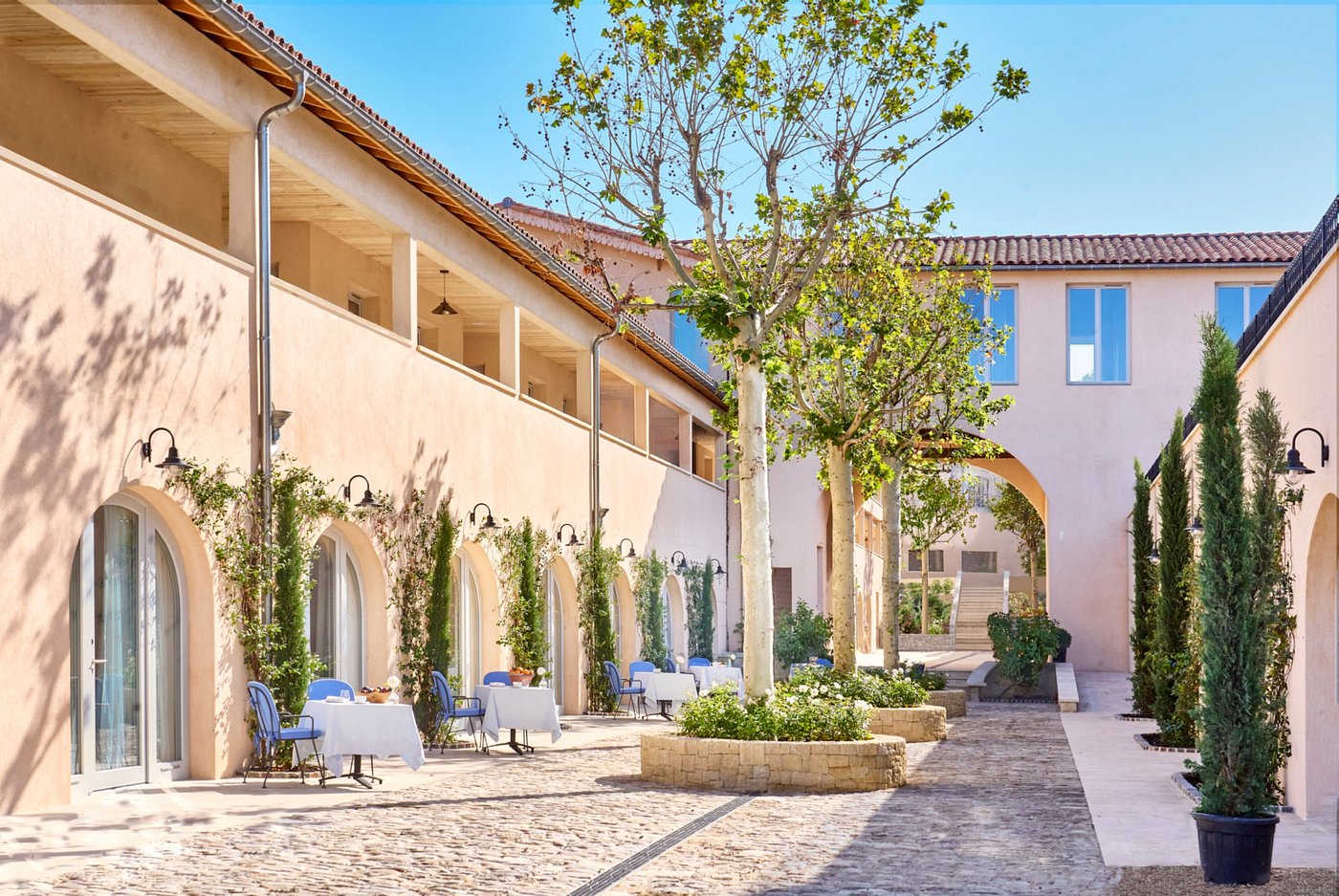 CHATEAU3
