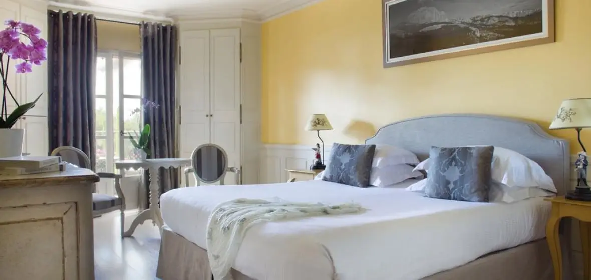 hotel-du-castellet-s1180x560