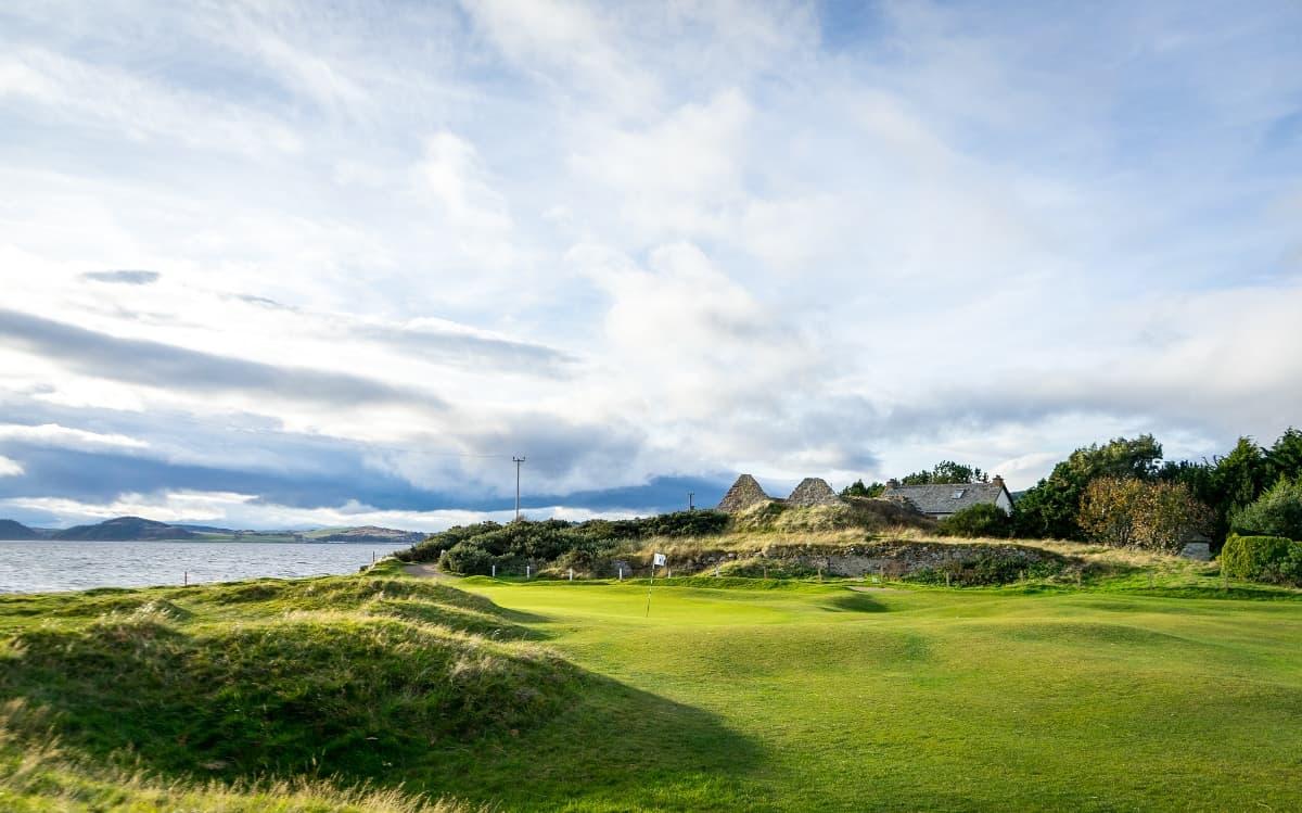 view-fortrose--rosemarkie-golf-clubs-scenic-golf-course-within-stunning-scotland