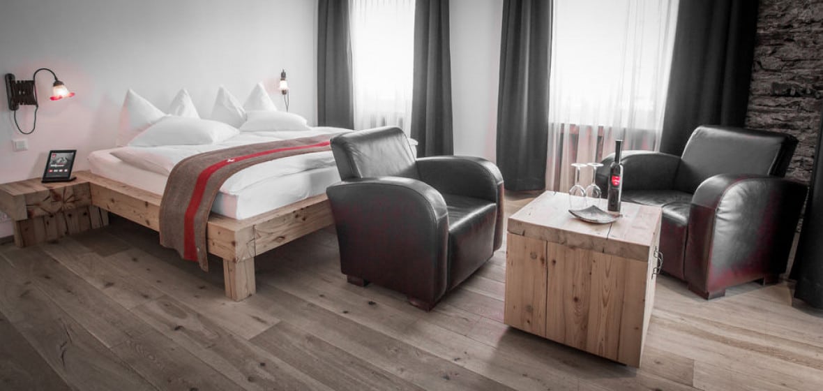 the-dom-hotel-s1180x560 (1)